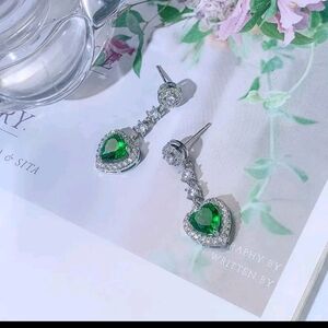 Gorgeous Sapphire Drop Earrings in 925 Sterling Silver - Free Shipping